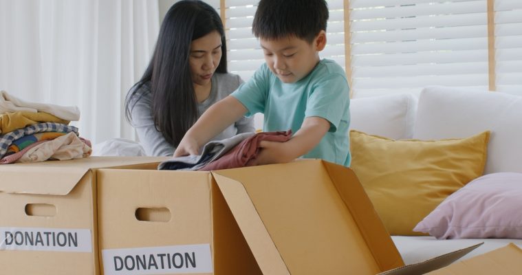 Small,Gift,Donate,For,Social,Issue,Relief,Alms,Unity,Care